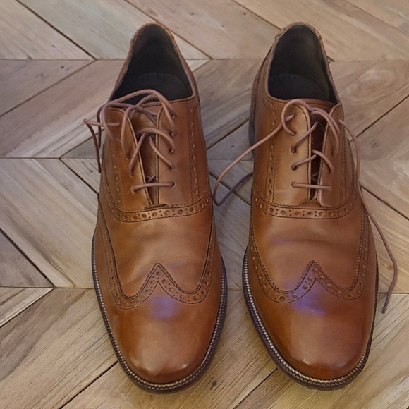 Cole Haan - Classic Brown Leather Men's Dress Shoes - Picture 1 of 6